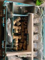 CV Benodigdheden: Thermostaatknoppen, Koppelingen, Kranen, Ophalen, Overige materialen, Gebruikt, Minder dan 20 mm