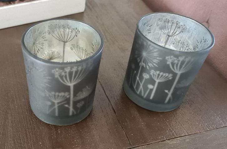 2 mooie waxine lichtjes houder, Huis en Inrichting, Woonaccessoires | Kandelaars en Kaarsen, Gebruikt, Kandelaar, Minder dan 25 cm
