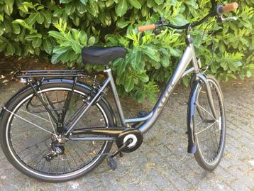 Damesfiets, herenfiets, set fietsen, fietsenset, Altec fiets beschikbaar voor biedingen