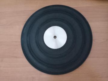 Sansui rubberen mat beschikbaar voor biedingen