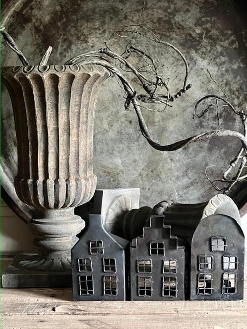 Metalen huisjes, Huis en Inrichting, Woonaccessoires | Kandelaars en Kaarsen, Nieuw, Kandelaar, Minder dan 25 cm, Metaal, Ophalen of Verzenden