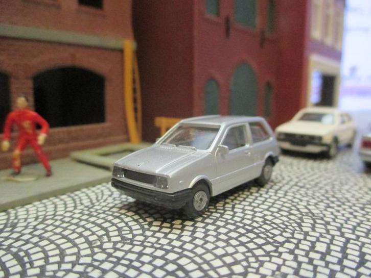 Suzuki Swift - Rietze metallic-grijs, Hobby en Vrije tijd, Modelauto's | 1:87, Zo goed als nieuw, Ophalen of Verzenden