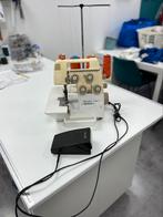 1 bernina overlock machine, Lockmachine, Ophalen of Verzenden, Zo goed als nieuw, Bernina