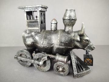 CowParade / Cow Parade Koe “Moo Choo-All Aboard!” MEDIUM beschikbaar voor biedingen