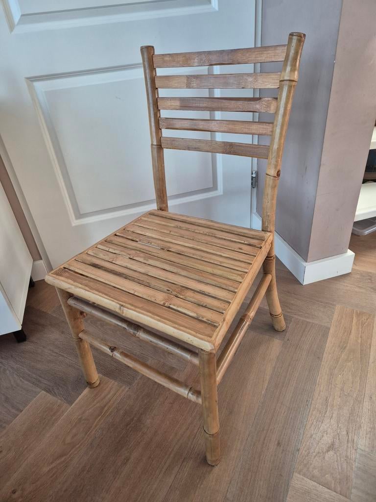 Stoel bamboe, Ophalen