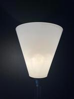 Ingo Maurer; design lamp, Gebruikt