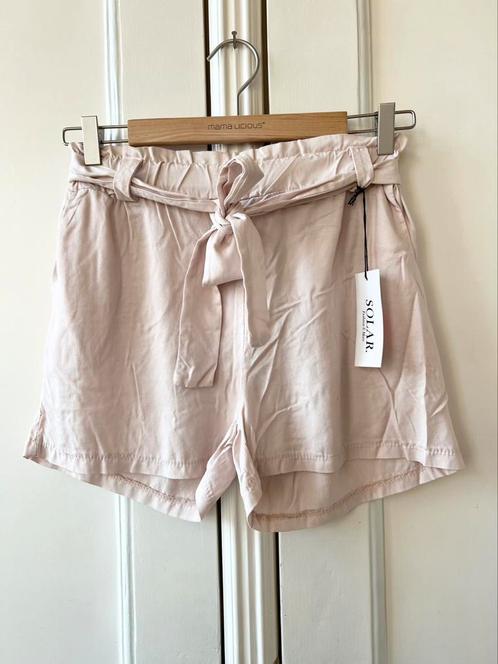 Solar korte broek licht roze/beige, One Size, Kleding | Dames, Broeken en Pantalons, Nieuw, Maat 38/40 (M), Roze, Kort, Ophalen of Verzenden