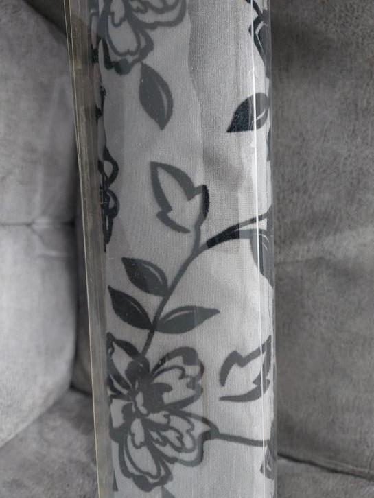 T.e.a.b. 3€ bijna gratis zoals veel spullen hier. Zie ad!, Huis en Inrichting, Stoffering | Gordijnen en Lamellen, Nieuw, 150 tot 200 cm