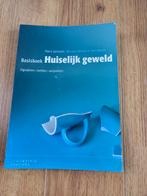 H. Janssen - Basisboek huiselijk geweld, Boeken, Nederland, Maatschappij en Samenleving, Ophalen of Verzenden, Zo goed als nieuw