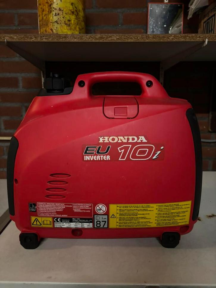Honda EU 10i inverter generator, Doe-het-zelf en Verbouw, Aggregaten, Gebruikt, Benzine, Minder dan 5 kVA, Geluidgedempt, Ophalen
