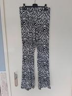 Flared broek Noisy May zebraprint maat M, Maat 38/40 (M), Zwart, Ophalen of Verzenden, Zo goed als nieuw