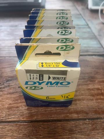Dymo D2 cassettes, zwart, wit en geel beschikbaar voor biedingen