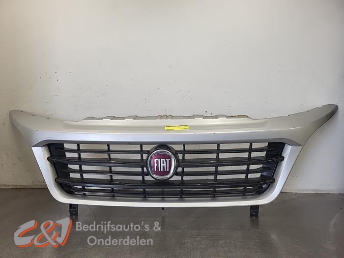 Grille van een Fiat Ducato (NVT), Auto-onderdelen, Carrosserie en Plaatwerk, Fiat, Gebruikt, 3 maanden garantie, Ophalen of Verzenden