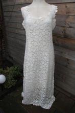 Jurk creme kant Armand Ventilo mt 44 Maxi dress vaste AANBI, Kleding | Dames, Beige, Maat 42/44 (L), Armand Ventilo, Ophalen of Verzenden