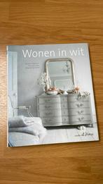 Alison Bartlett - Wonen in wit | Ariadne at Home woonboek, Gelezen, Ophalen of Verzenden, Alison Bartlett; K. Callen