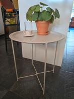 Rond Metalen Bijzettafeltje Beige/Zandkleurig — Nieuw, 45 tot 60 cm, Japandi, Minder dan 55 cm, Metaal of Aluminium