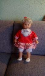 Schattige pop met haar, Ophalen, Babypop