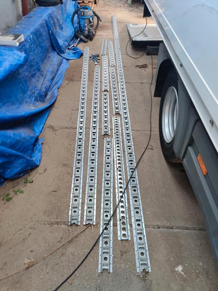 18 meter Sjorrails / Bindrails diverse lengtes, Auto-onderdelen, Vrachtwagen-onderdelen, Overige merken, Gebruikt, Ophalen of Verzenden