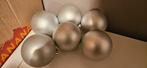 VOOR DE KLEINE BEURS  set kerstballen voor maar € 1,00, Ophalen of Verzenden, Zo goed als nieuw