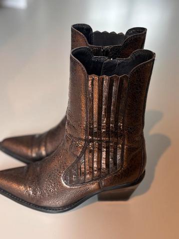 Als nieuw: Bronx enkellaarsjes mt 40 kleur Brons beschikbaar voor biedingen