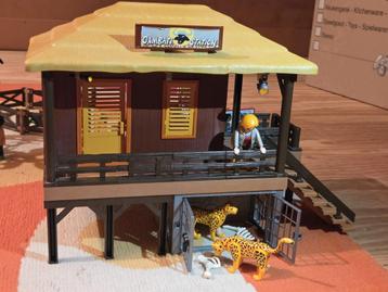 Safarihut met dierenkliniek Playmobil  beschikbaar voor biedingen