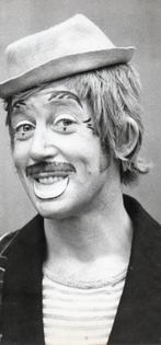Foto van de clown Charly, Verzenden