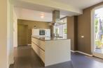 Moderne mat witte eilandkeuken+apparaten  GEDEMONTEERD