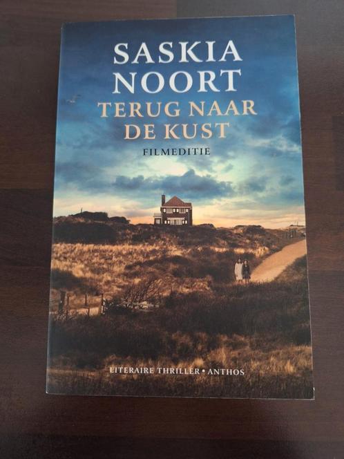 Saskia Noort - Terug naar de kust, Boeken, Historische romans, Zo goed als nieuw, Ophalen of Verzenden