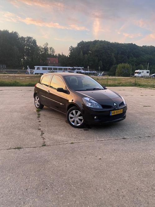 Renault Clio 1.4 16V 2007 Bruin Nieuwe apk, Auto's, Renault, Particulier, Clio, Benzine, Euro 4, C, Hatchback, Handgeschakeld