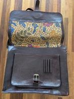 (bruin) lederen schoudertas met batik binnenvoering, Ophalen of Verzenden, Bruin, Leer