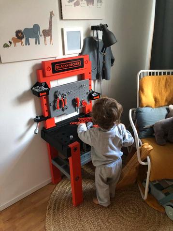 BLACK+DECKER - Speelgoed werkbank beschikbaar voor biedingen