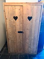 Leuke Kinderkledingkast met Hartjes, Ophalen, Met deur(en), Gebruikt, 100 tot 150 cm
