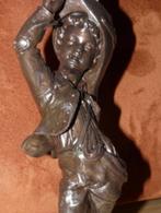 bronsgekleurd beeld jongeman, Antiek en Kunst, Ophalen