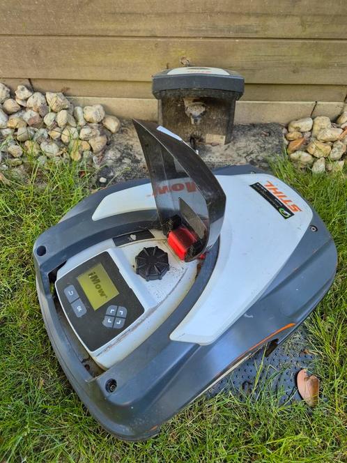 Stihl iMOW robotmaaier RMI 422p DEFECT, Tuin en Terras, Robotmaaiers, Gebruikt, 20 tot 25 cm, Ophalen