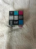 Rubiks cubes, Ophalen of Verzenden, Zo goed als nieuw, Handen en Nagels