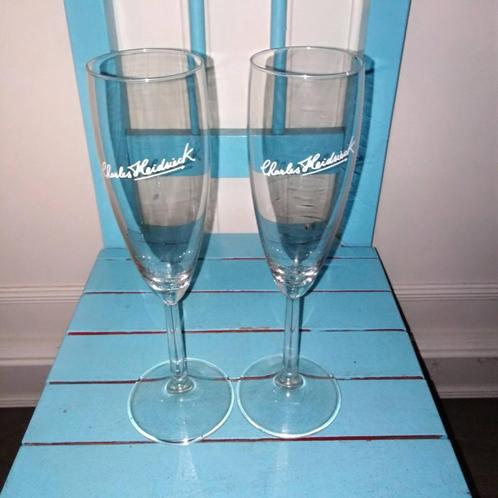 Charles Heidsieck champagne glazen 3 stuks, Huis en Inrichting, Keuken | Servies, Zo goed als nieuw, Glas of Glazen, Overige stijlen