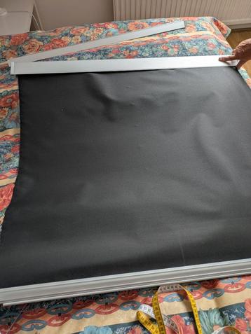 Rolgordijn voor Velux dakraam.2 stuks. Zwart beschikbaar voor biedingen