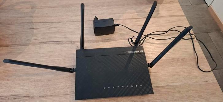 Asus Wireless-AC1200 Router, Computers en Software, Routers en Modems, Gebruikt, Router, Ophalen of Verzenden