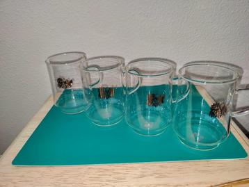 4 Schitterende vintage Pickwick theeglazen met gouden koets beschikbaar voor biedingen