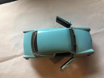 Model auto "Trabant 601 S de Luxe"  beschikbaar voor biedingen