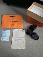 Louis Vuitton Slippers, Ophalen of Verzenden, Zo goed als nieuw, Zwart