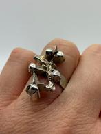 A554 Prachtige zilveren brutalist ring maat 17,5, Ophalen of Verzenden, Zo goed als nieuw, X, Dame