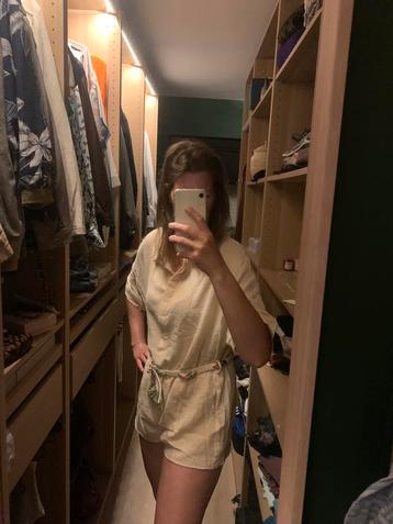 Nieuwe playsuit beschikbaar voor biedingen