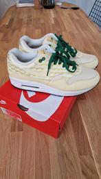 Nike air max 1 lemonade pine green (2020) maat 44, Ophalen of Verzenden, Zo goed als nieuw