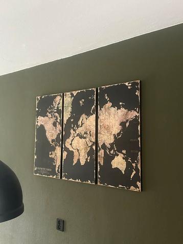 Wereldkaart Drieluik Schilderij beschikbaar voor biedingen