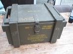 Oude groene houten leger munitie kist, opbergkist, Ophalen, Landmacht, Nederland, Kist of Geocache