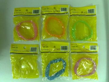 360 silicone armbandjes in 6 kleuren beschikbaar voor biedingen