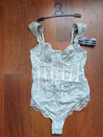 Zachtblauwe kanten stringbody Hunkemoller 75B, Kleding | Dames, Hunkemöller, Ophalen of Verzenden, Blauw, Body of Korset