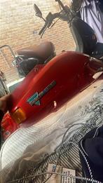 Skipper Kap - Rood, Ophalen of Verzenden, Gebruikt, Kap, Piaggio