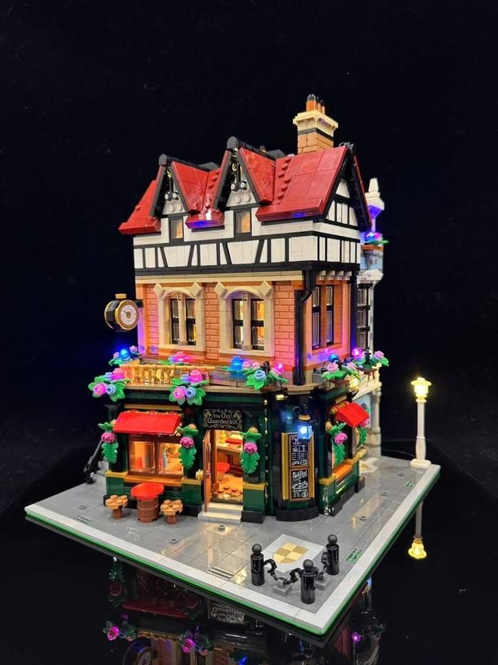 Verlichtingset voor de 10350 Tudor Corner LED verlichting, Kinderen en Baby's, Speelgoed | Bouwstenen, Nieuw, Overige merken, Ophalen of Verzenden